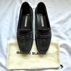 Manolo Blahnik Charcoal Gray Suede Pebble Sole Driving Loafers